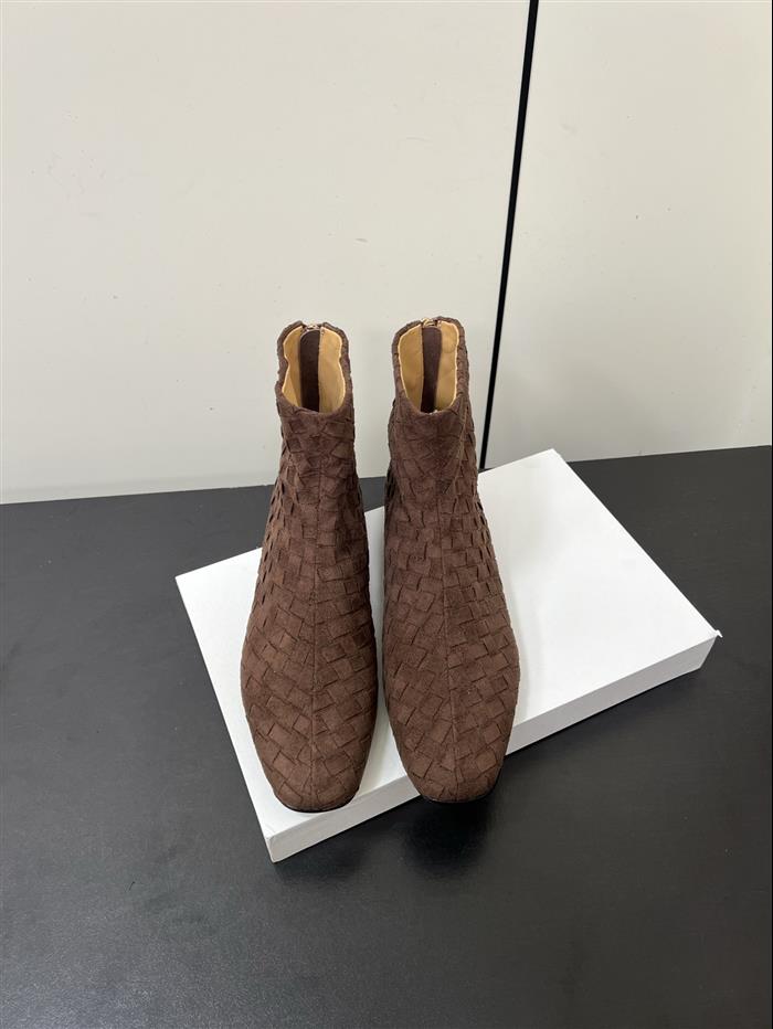 20251128173235161 380